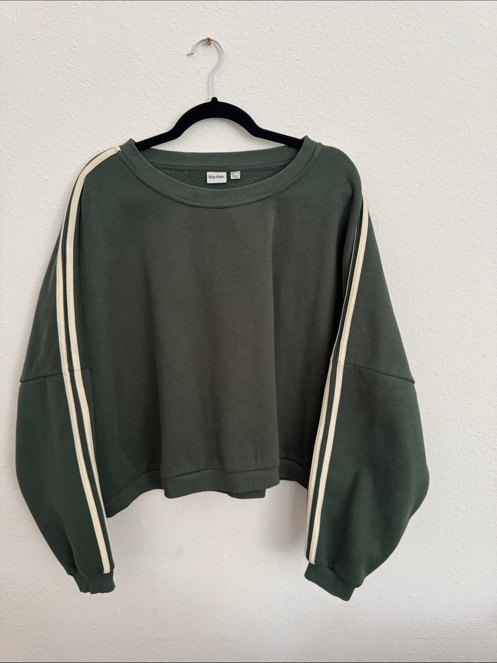 Rhythm. Olive Green Cropped Sweatshirt with Stripe Sleeves